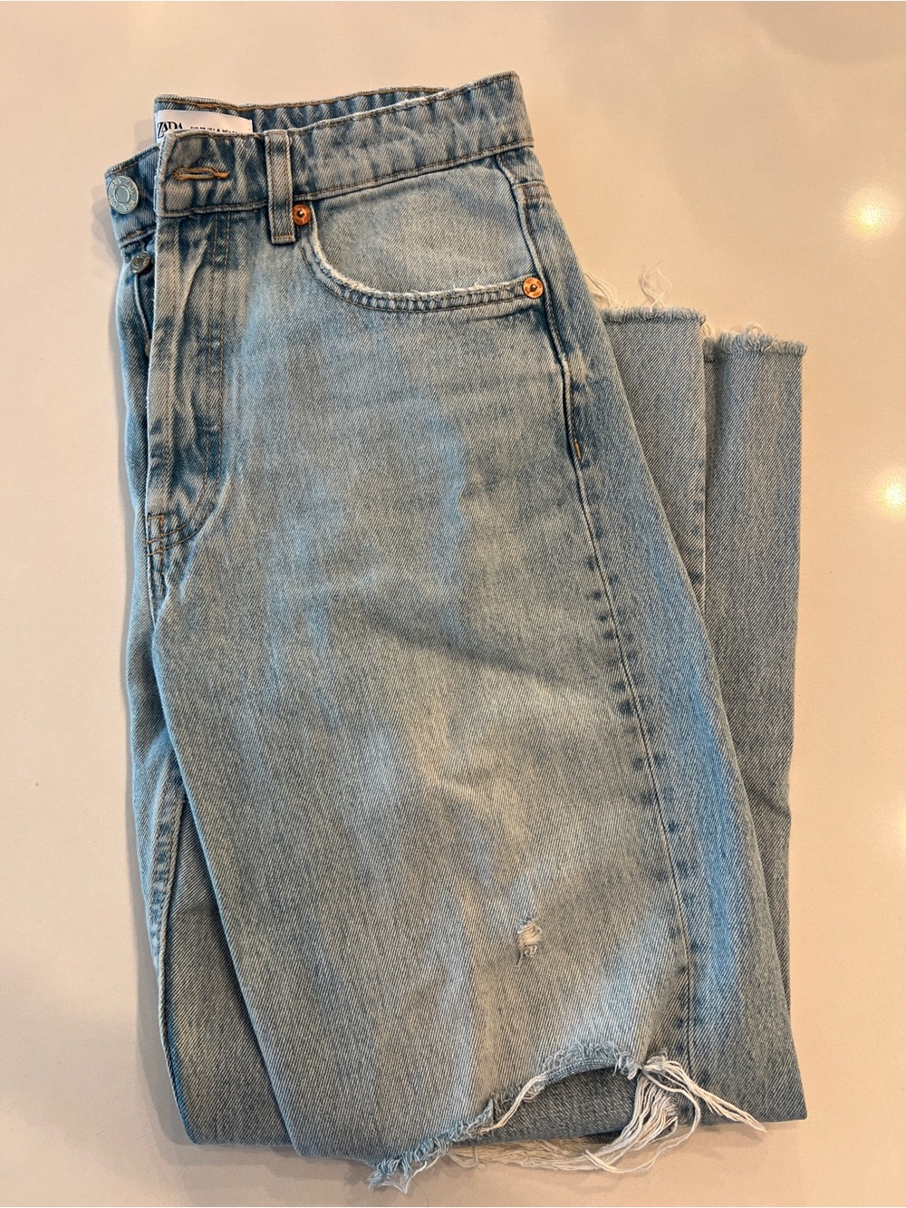 Zara Light Blue Denim Jeans with Contrast Stitching